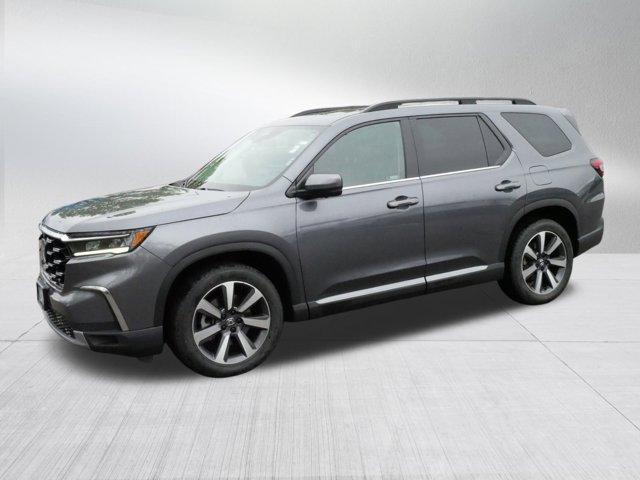 used 2023 Honda Pilot car, priced at $43,995