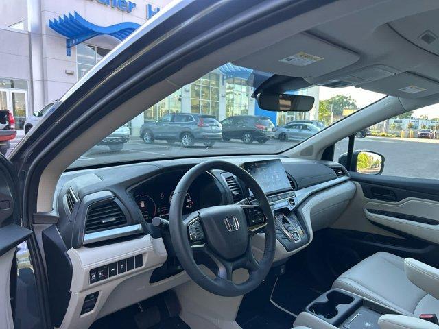 used 2025 Honda Odyssey car, priced at $40,995