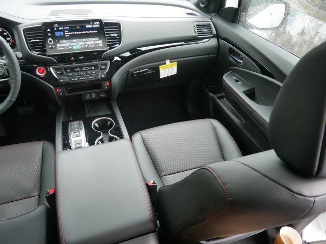 used 2025 Honda Ridgeline car, priced at $44,995