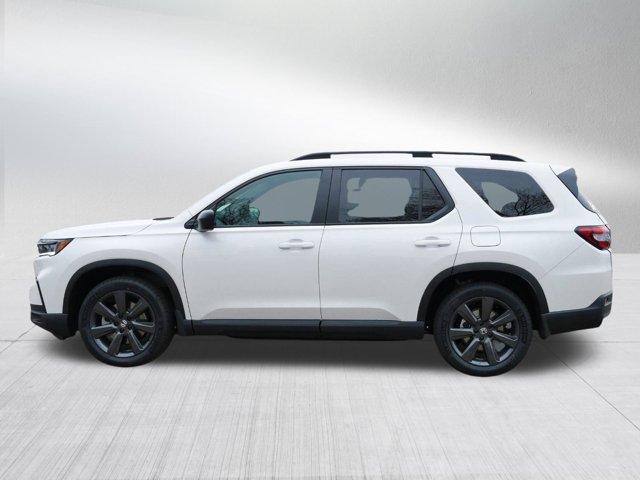 new 2025 Honda Pilot car, priced at $42,595