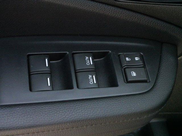 used 2022 Honda Pilot car, priced at $32,495