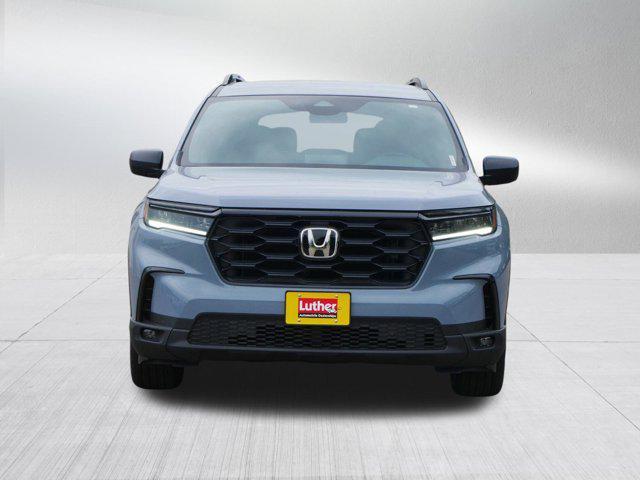 new 2025 Honda Pilot car, priced at $42,167