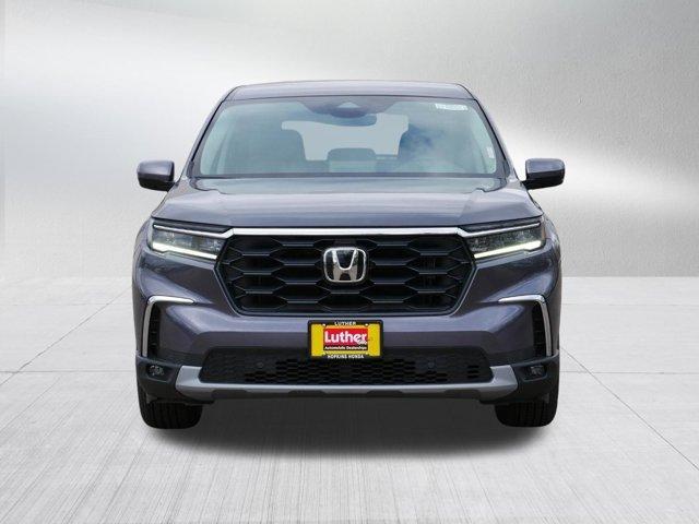 new 2025 Honda Pilot car, priced at $45,310