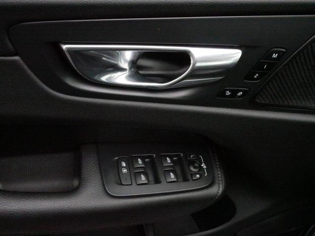 used 2020 Volvo XC60 car, priced at $26,995