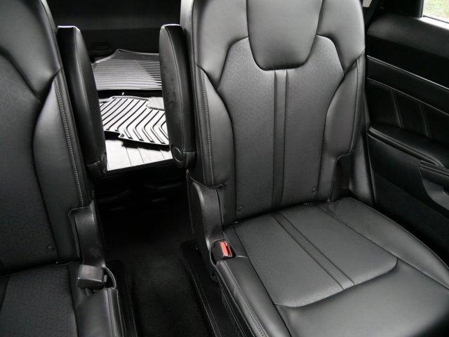 used 2022 Kia Sorento car, priced at $32,495