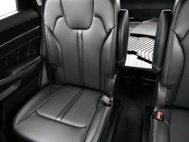used 2022 Kia Sorento car, priced at $32,495