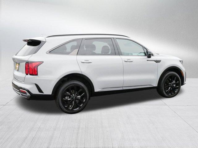 used 2022 Kia Sorento car, priced at $32,495
