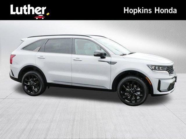 used 2022 Kia Sorento car, priced at $32,995