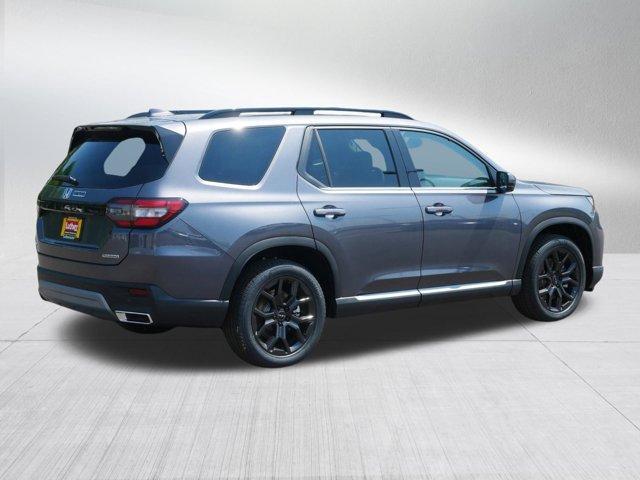 new 2025 Honda Pilot car, priced at $47,361