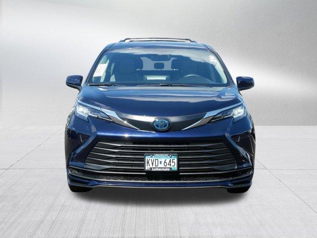 used 2021 Toyota Sienna car, priced at $38,995