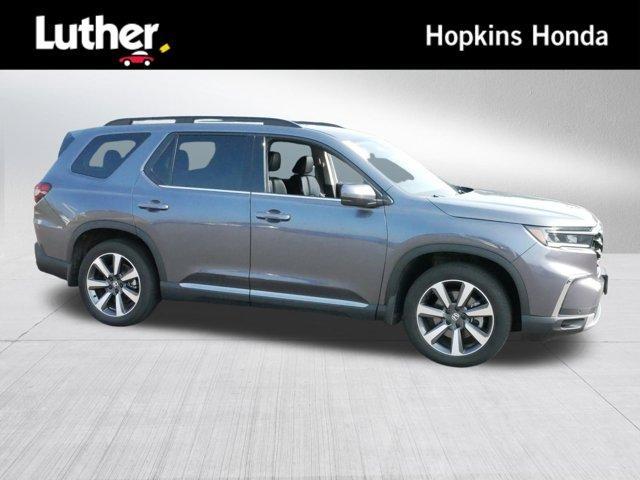 used 2023 Honda Pilot car, priced at $44,495