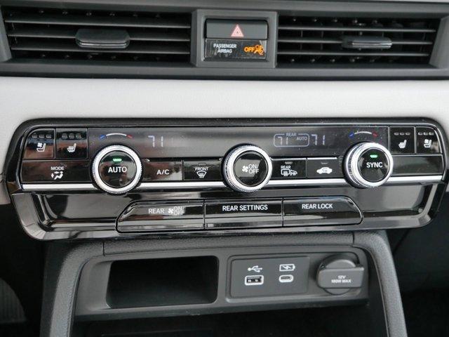 new 2025 Honda Pilot car, priced at $49,066