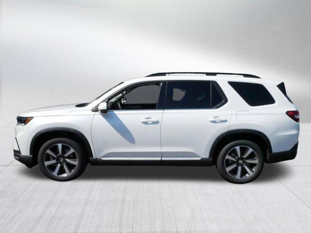 used 2025 Honda Pilot car, priced at $49,895