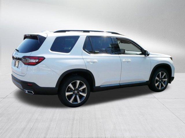 used 2025 Honda Pilot car, priced at $49,895