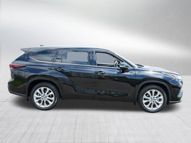 used 2024 Toyota Highlander car, priced at $46,495
