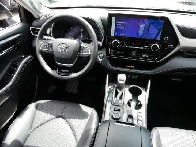 used 2024 Toyota Highlander car, priced at $46,495