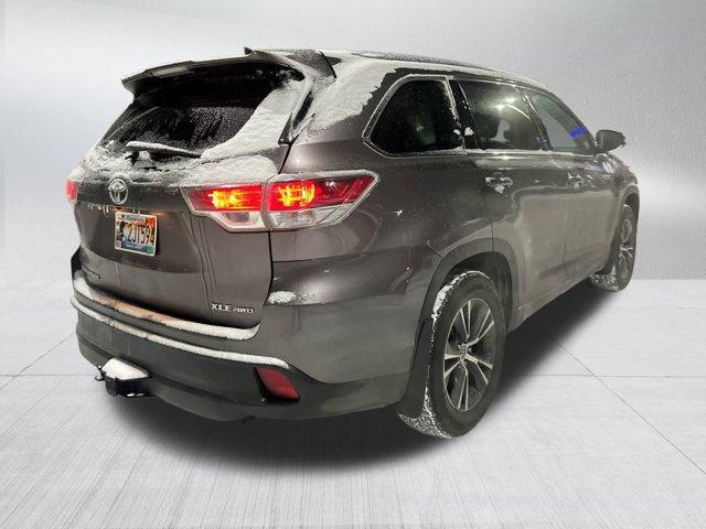 used 2016 Toyota Highlander car, priced at $20,995