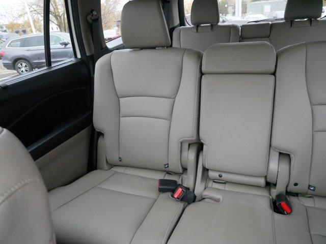 used 2016 Honda Pilot car