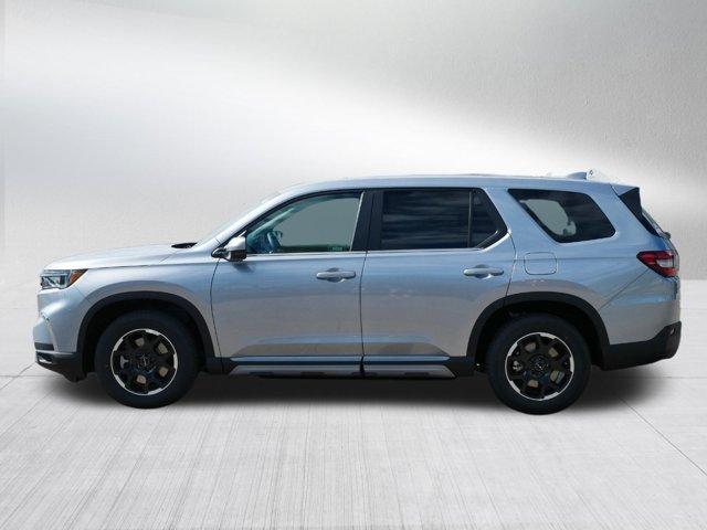 new 2025 Honda Pilot car, priced at $44,286