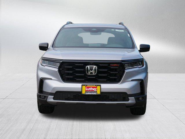 new 2025 Honda Pilot car, priced at $49,294