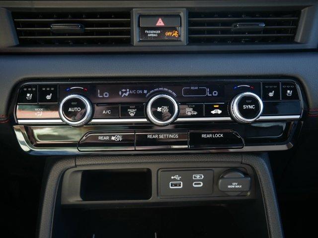 new 2025 Honda Pilot car, priced at $51,173