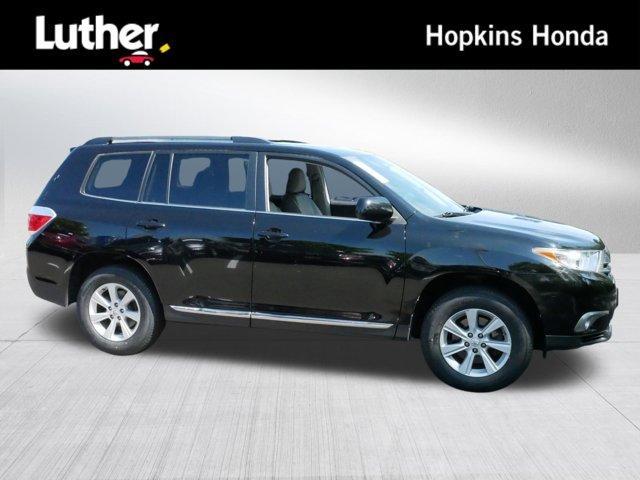 used 2011 Toyota Highlander car, priced at $14,995