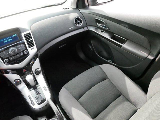 used 2014 Chevrolet Cruze car, priced at $9,495