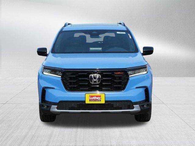 new 2025 Honda Pilot car, priced at $48,580