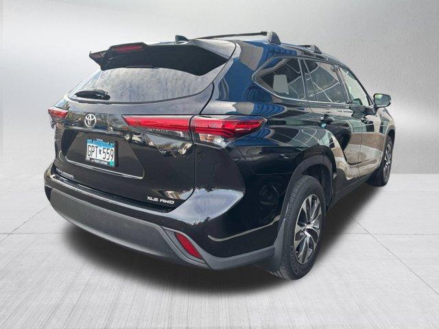 used 2021 Toyota Highlander car, priced at $38,495