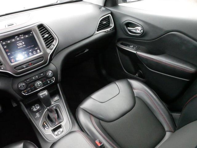 used 2019 Jeep Cherokee car, priced at $14,495