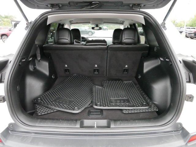 used 2019 Jeep Cherokee car, priced at $14,495