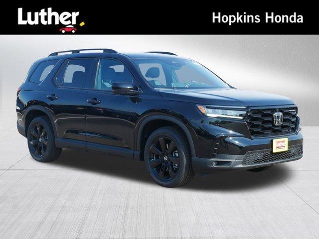 new 2025 Honda Pilot car, priced at $52,673