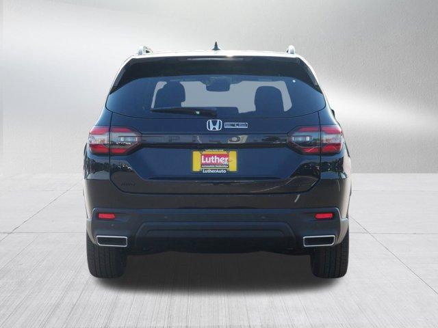new 2025 Honda Pilot car, priced at $52,673