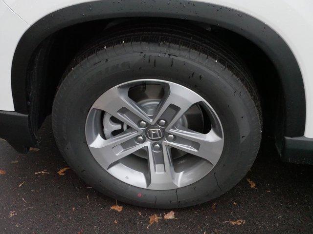 used 2025 Honda Pilot car, priced at $41,995