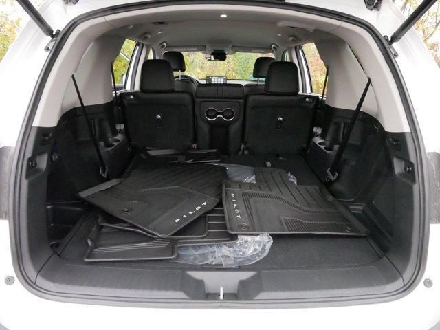 used 2025 Honda Pilot car, priced at $41,995
