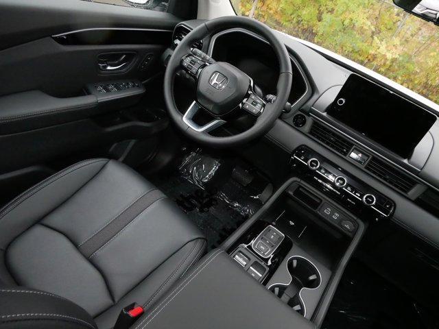 used 2025 Honda Pilot car, priced at $41,995