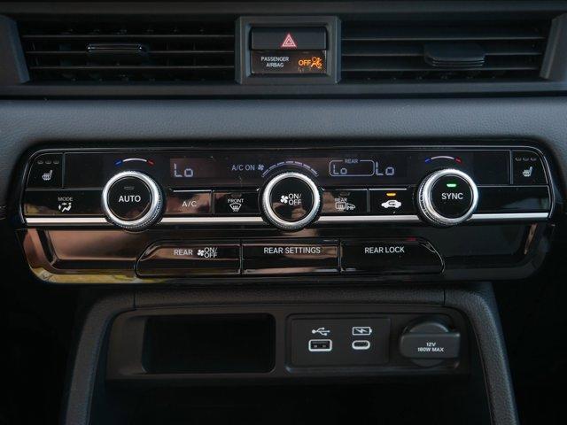 new 2025 Honda Pilot car, priced at $45,790