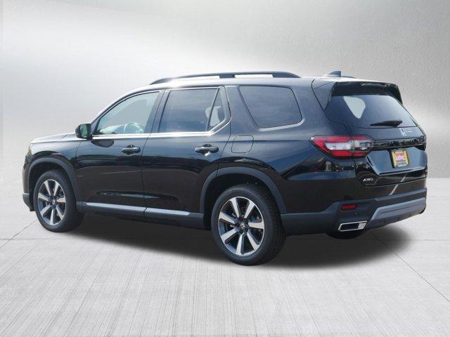 new 2025 Honda Pilot car, priced at $47,618