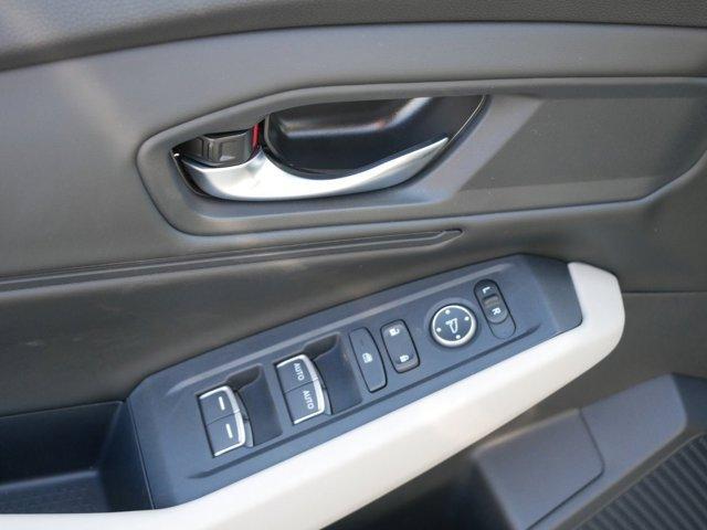 new 2025 Honda Accord car, priced at $31,047