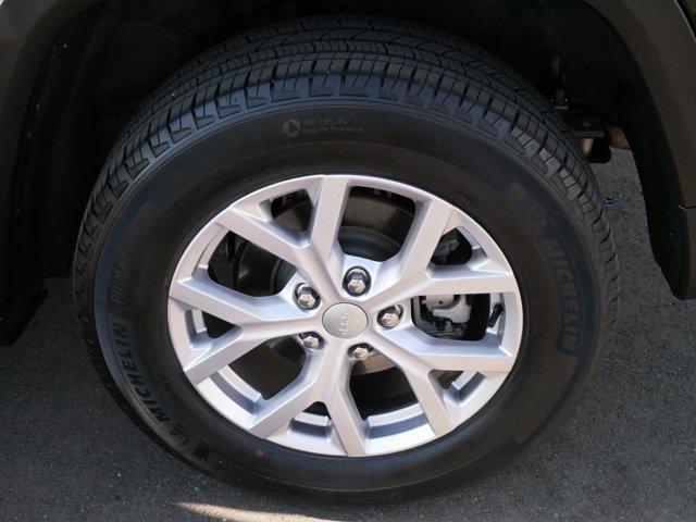 used 2022 Jeep Grand Cherokee car, priced at $34,995