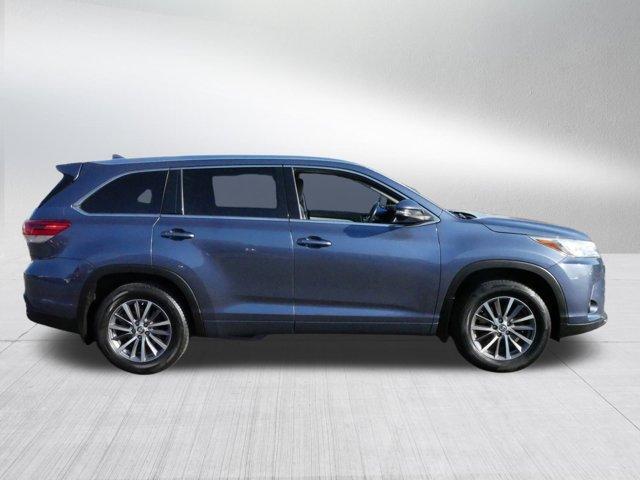 used 2018 Toyota Highlander car, priced at $17,895