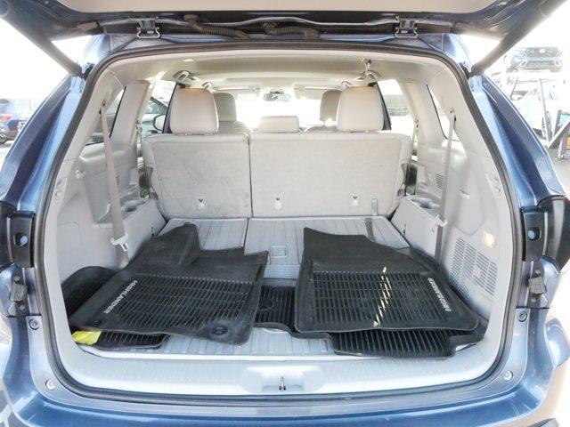 used 2018 Toyota Highlander car, priced at $17,895
