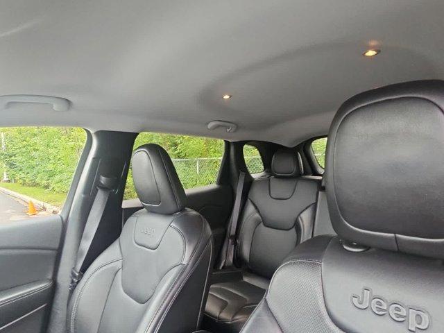 used 2020 Jeep Cherokee car, priced at $18,995