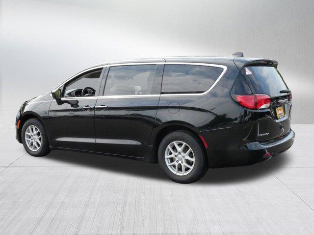 used 2017 Chrysler Pacifica car, priced at $12,995