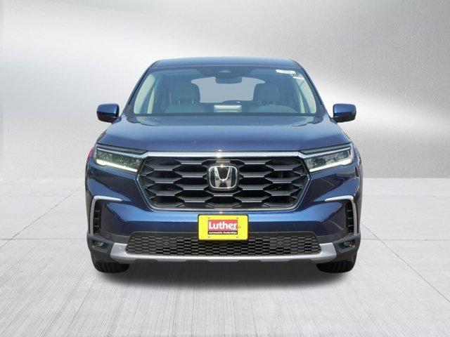 new 2025 Honda Pilot car, priced at $46,441