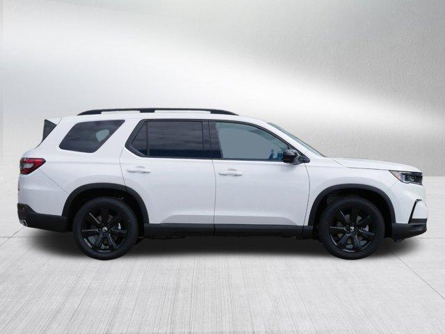 new 2025 Honda Pilot car, priced at $52,353