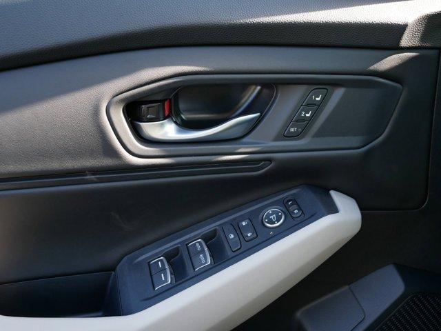 new 2025 Honda Accord Hybrid car, priced at $35,093