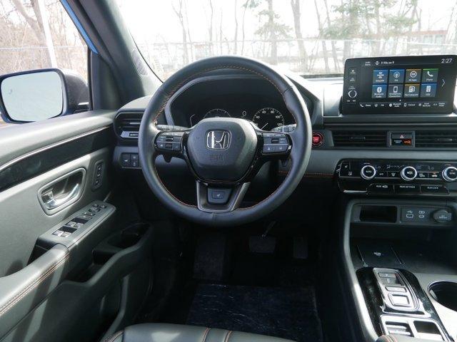 used 2025 Honda Pilot car, priced at $46,995