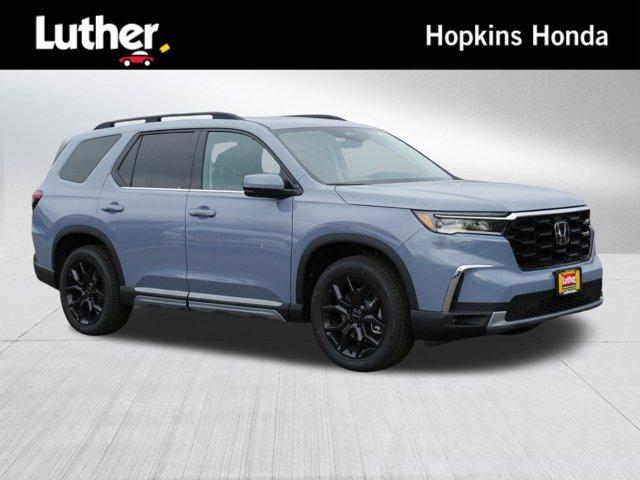 new 2025 Honda Pilot car, priced at $48,261
