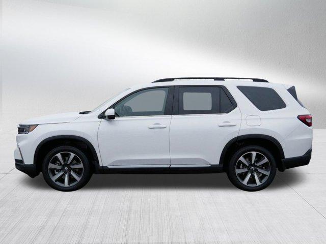 new 2025 Honda Pilot car, priced at $48,028